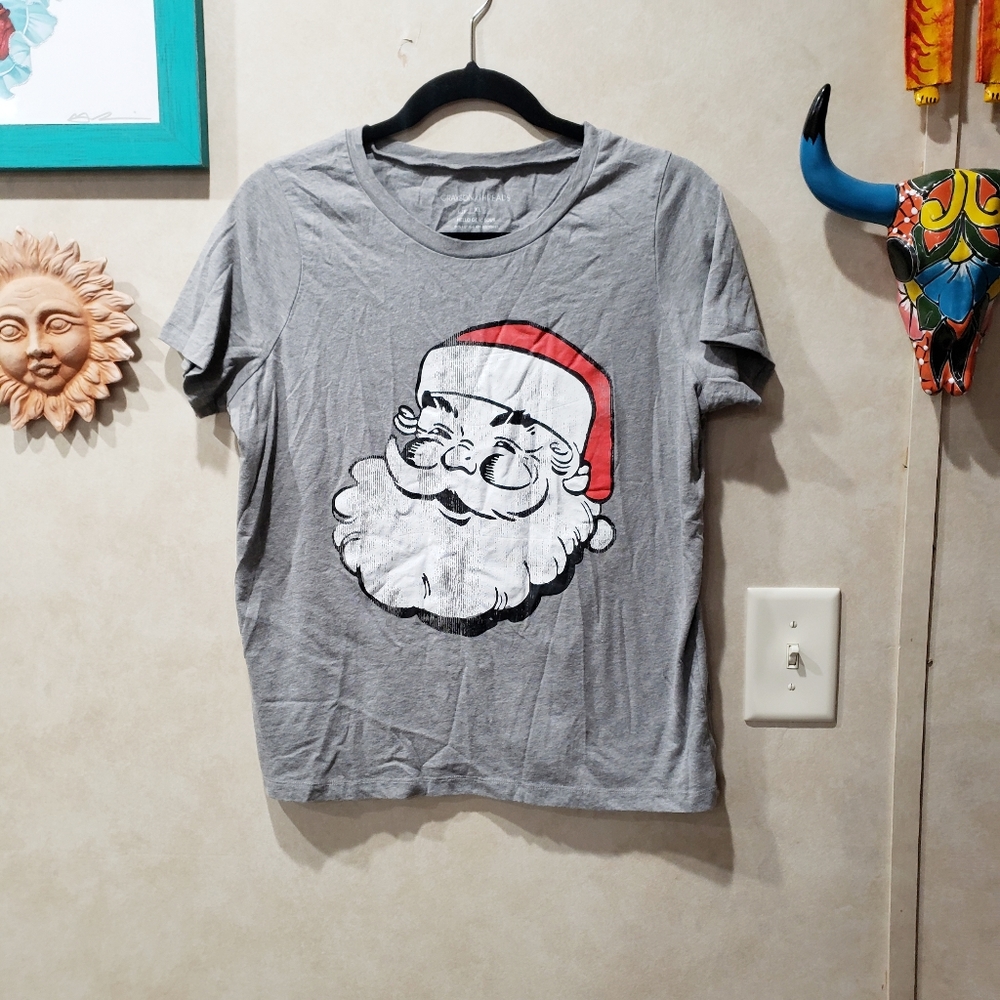 Santa Clause Tshirt in a Vintage Cartoon Style XL